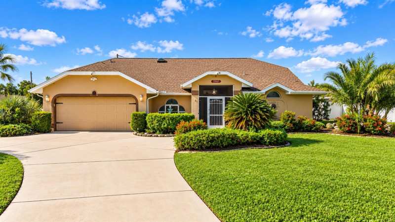 3 bedroom Single Family Residence at 23167 Mineral Avenue, Port Charlotte Sec 15, Port Charlotte — photo 1