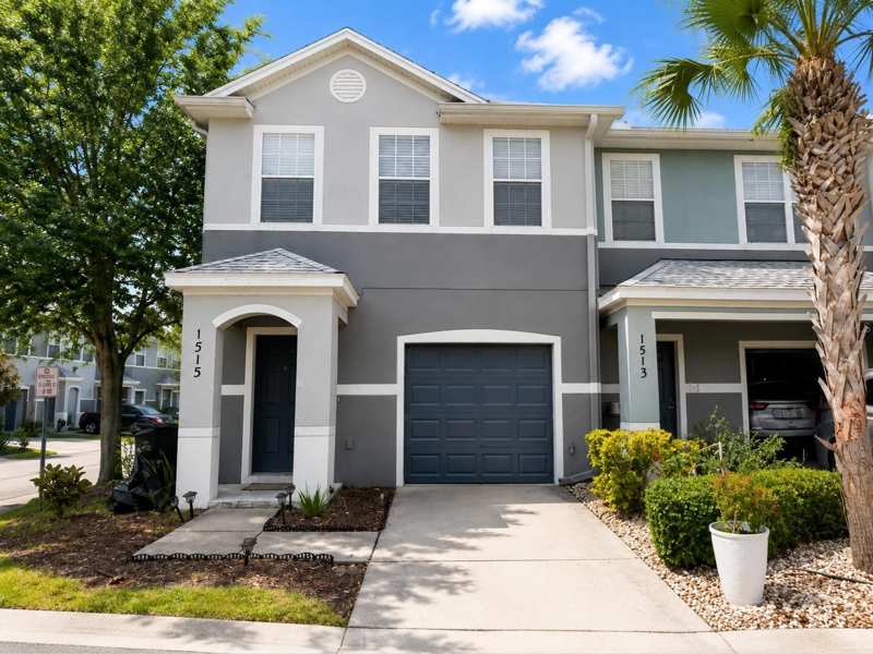 3 bedroom Townhouse at 1515 Bowmore Drive, Highland Glen, Clearwater — photo 1