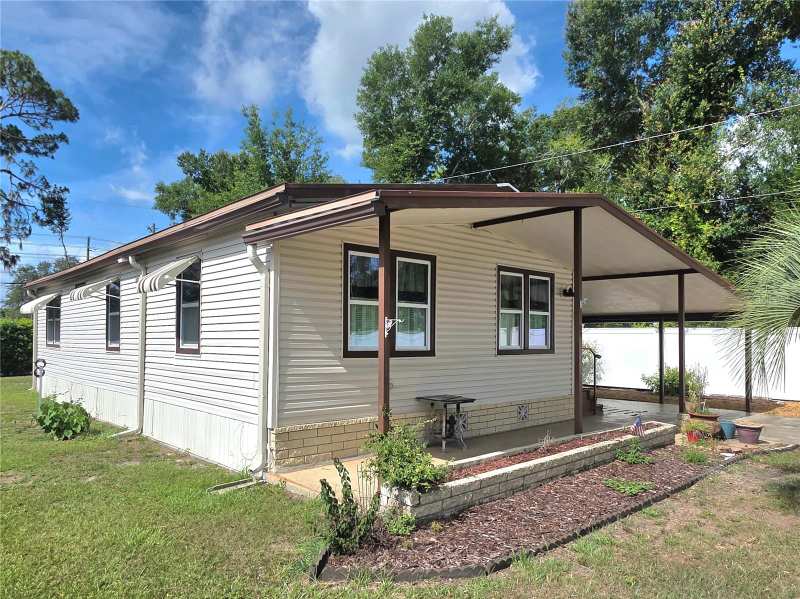 2 bedroom Manufactured Home at 37408 Marta Avenue, Betmar Acres Unit 1, Zephyrhills — photo 1