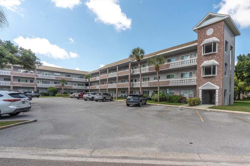 2 bedroom Condominium at 2461 Rhodesian Drive #45, On Top Of The World, Clearwater — photo 1