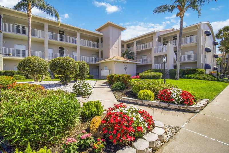 2 bedroom Condominium at 9630 Club South Circle #6209, Stoneybrook Clubside South 3, Sarasota — photo 1