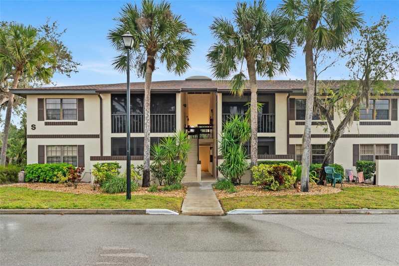1 bedroom Condominium at 19505 Quesada Avenue #S208, Oaks 03, Port Charlotte — photo 1