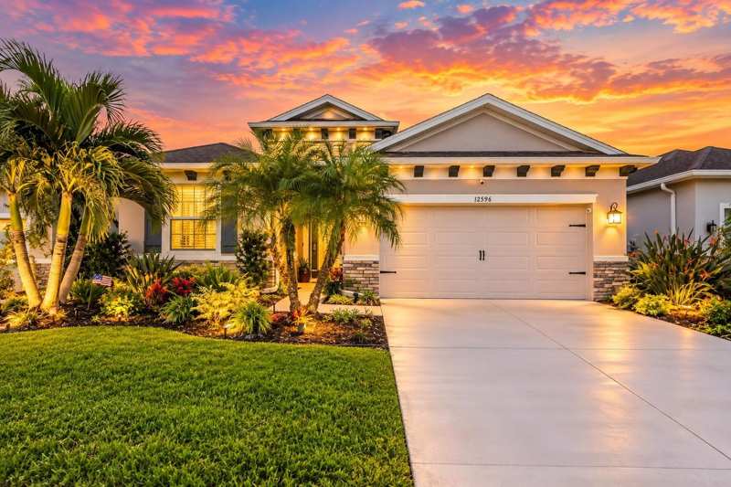 4 bedroom Single Family Residence at 12596 Night View Drive, Promenade East, Sarasota — photo 1