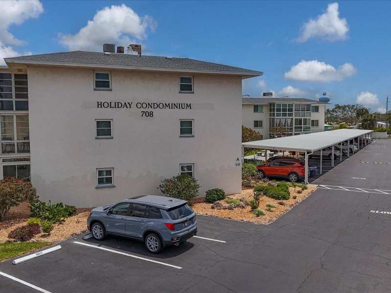 2 bedroom Condominium at 708 Tamiami Trail #105, Holiday Apts, Venice — photo 1