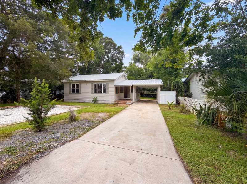 2 bedroom Single Family Residence at 706 Flanders Avenue, Flanders, Daytona Beach — photo 1