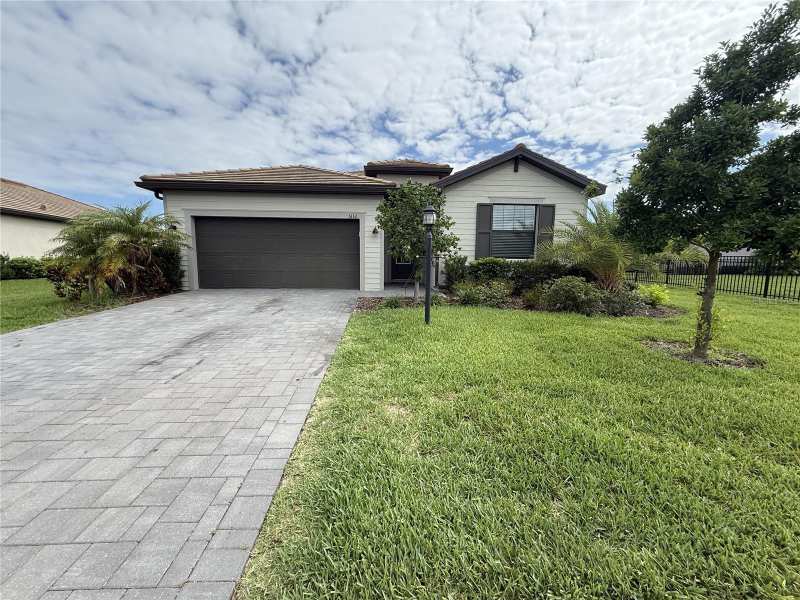 4 bedroom Single Family Residence at 5132 Coral Reef Way, Lorraine Lakes Ph I, Bradenton — photo 1
