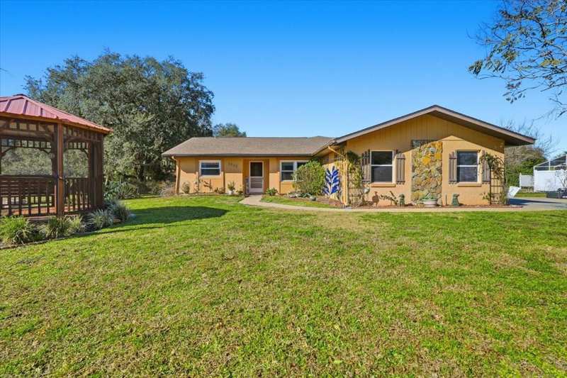 3 bedroom Single Family Residence at 3002 S Rose Avenue, Seven Lakes Park, Inverness — photo 1
