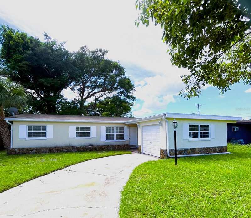 3 bedroom Single Family Residence at 5682 63rd Lane, Jefferson Manor 1st Add, St Petersburg — photo 1