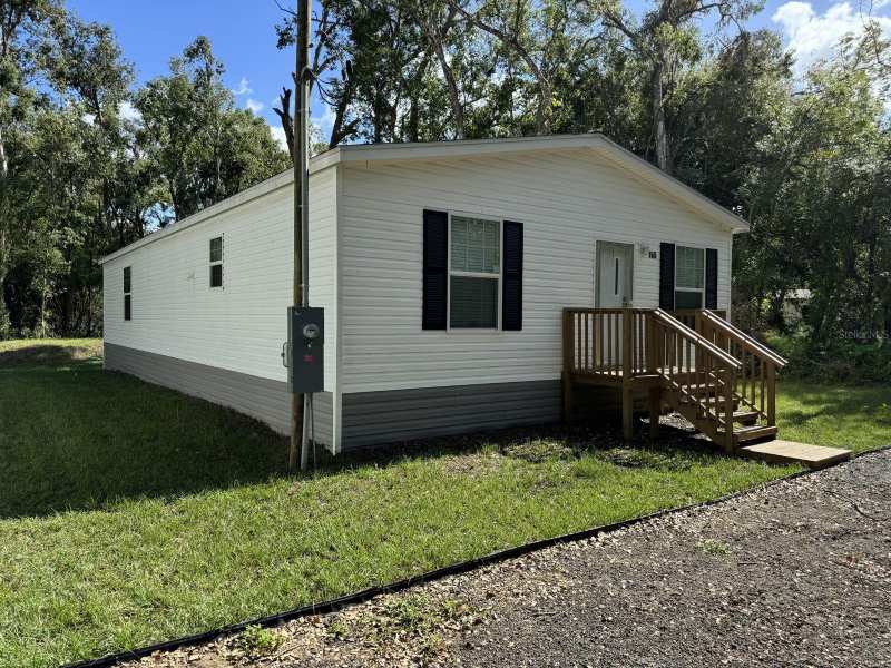 3 bedroom Manufactured Home at 10226 Markham Street, Moon Lake Estates, New Port Richey — photo 1