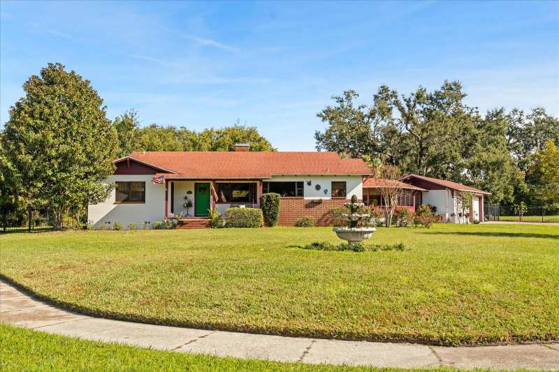 4 bedroom Single Family Residence at 205 Surprise Drive, Winter Garden Shores Rep, Winter Garden — photo 1