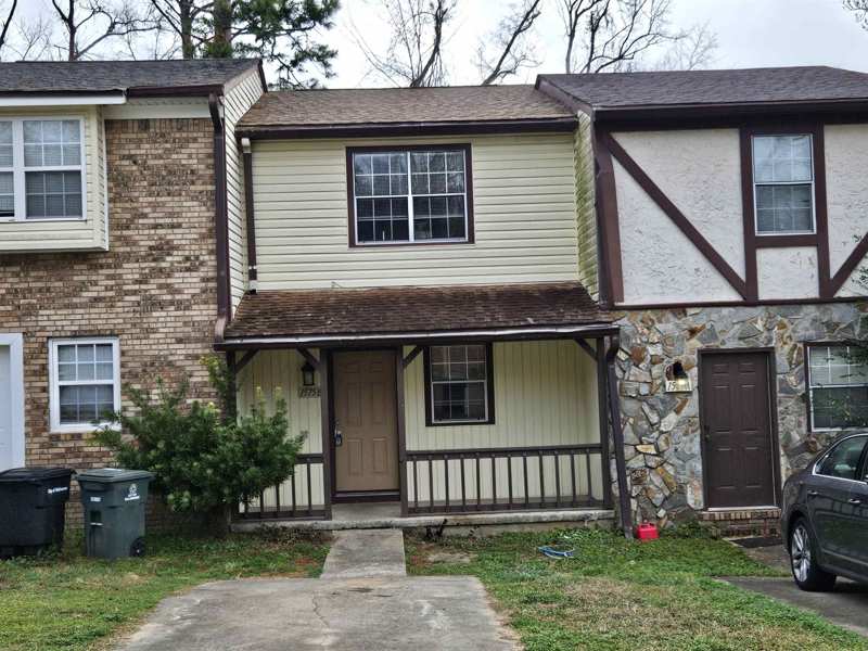 2 bedroom Townhouse at 1575-B Jacks Drive, Live Oak Hill Townhouses, Tallahassee — photo 1