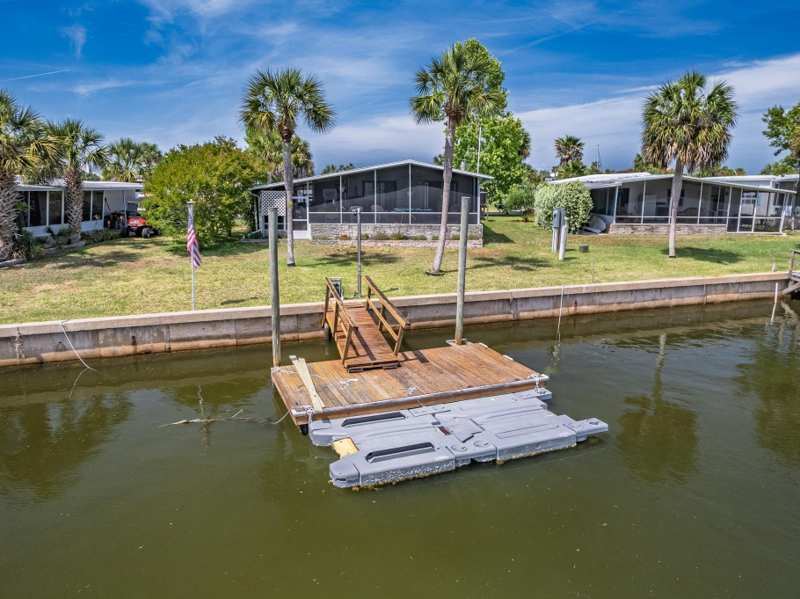 2 bedroom ManufacturedHome at 41 Janet Drive, Paradise Village Shell, Crawfordville — photo 1