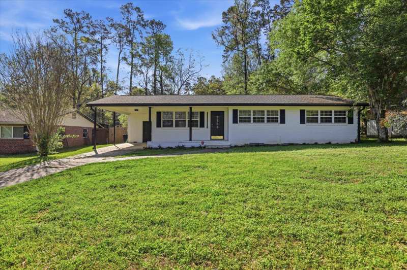3 bedroom Detached at 2153 Longview Drive, Lake Jackson Heights, Tallahassee — photo 1