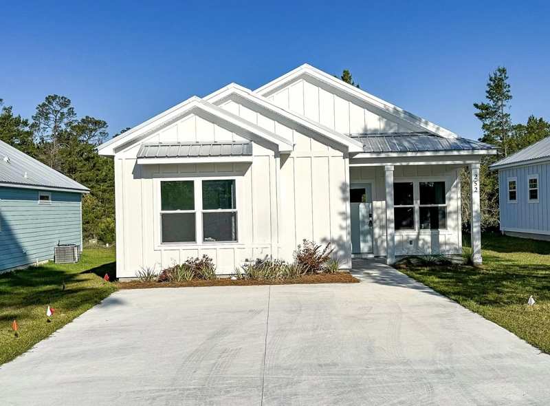 3 bedroom Detached at 252 Ante-Beppum Loop, Carraway Bay Plantation, Carrabelle — photo 1