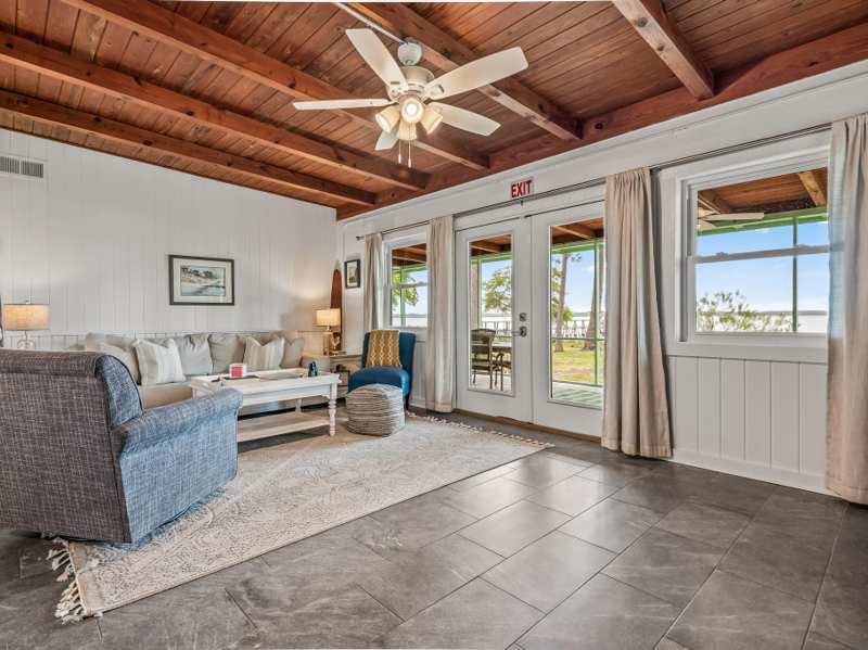 2 bedroom Detached at 2669 Surf Road, White Beach, Ochlockonee Bay — photo 1