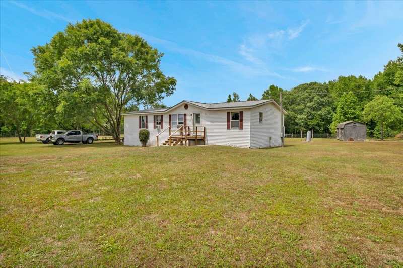 3 bedroom ManufacturedHome at 1164 Oaklands Plantation Road, Oaklands Plantation / 00640, Monticello — photo 1