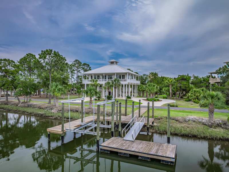 3 bedroom Detached at 123 Cedar Island Way, Cedar Island Replat Of Shell P, Crawfordville — photo 1