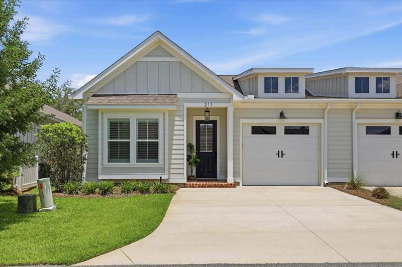 3 bedroom Townhouse at 211 Camellia Oaks Avenue, Camellia Oaks, Tallahassee — photo 1