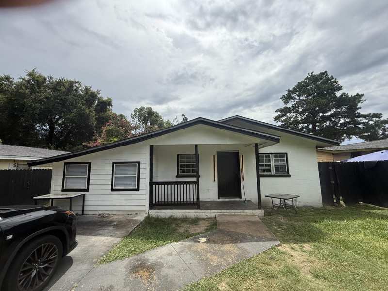 3 bedroom Detached at 508 Thomas Street, Q's Park, Quincy — photo 1