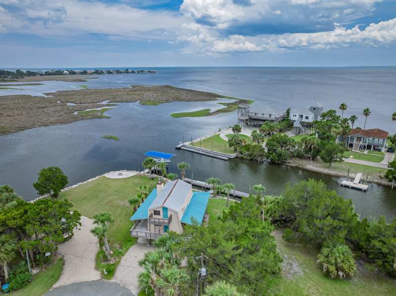 2 bedroom Detached at 94 Gulf Breeze Drive, Oyster Bay Est Ut 1, Crawfordville — photo 1