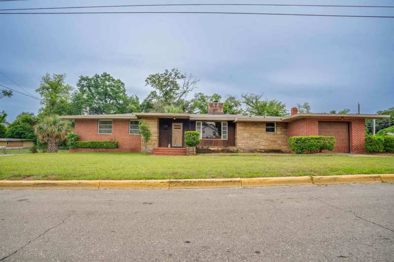 3 bedroom Detached at 239 Lincoln Street, Fla A & M, Tallahassee — photo 1