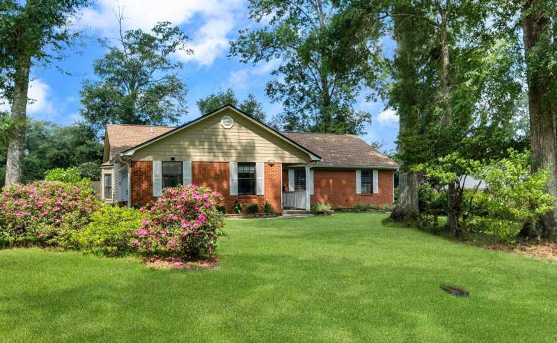 4 bedroom Detached at 1516 E Blockford Court, Avondale, Tallahassee — photo 1