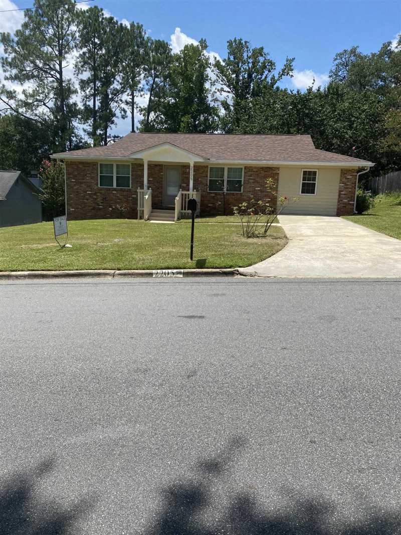 3 bedroom Detached at 2205 Greenwich Way, East Gate, Tallahassee — photo 1