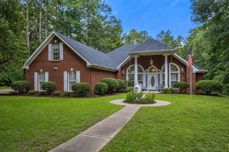 4 bedroom Detached at 9531 Starhawk Drive, Chemonie Crossing III, Tallahassee — photo 1
