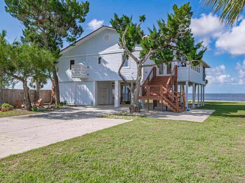 2 bedroom Detached at 1645 Shell Point Road, Shell Point Beach, Crawfordville — photo 1