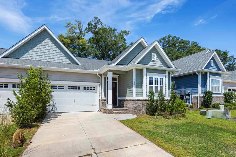 3 bedroom Townhouse at 720 Sydney Drive, Avery Park, Tallahassee — photo 1