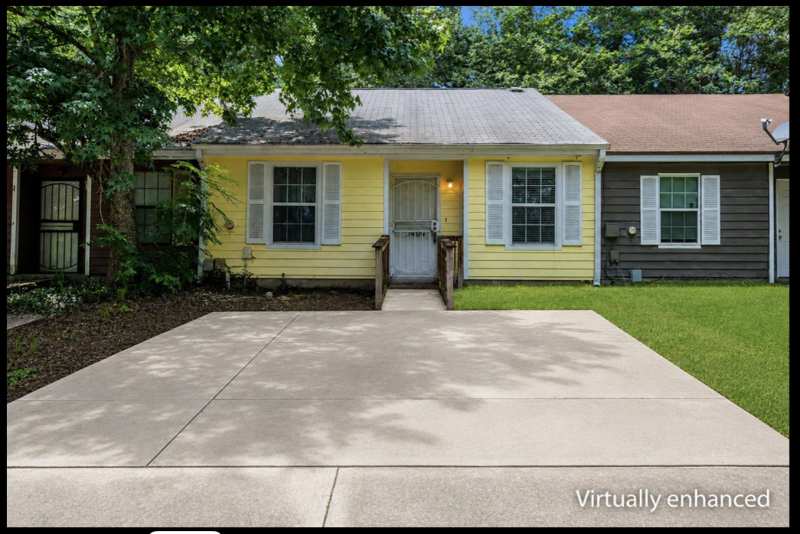 2 bedroom Townhouse at 2404 Talco Hills Drive, Talco Hills, Tallahassee — photo 1