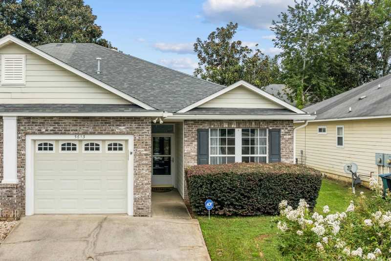 2 bedroom Townhouse at 5613 Hampton Hill Circle, Hampton Creek Subdivision, Tallahassee — photo 1