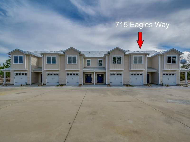 3 bedroom Townhouse at 715 Eagles Way, St James Bay, Carrabelle — photo 1