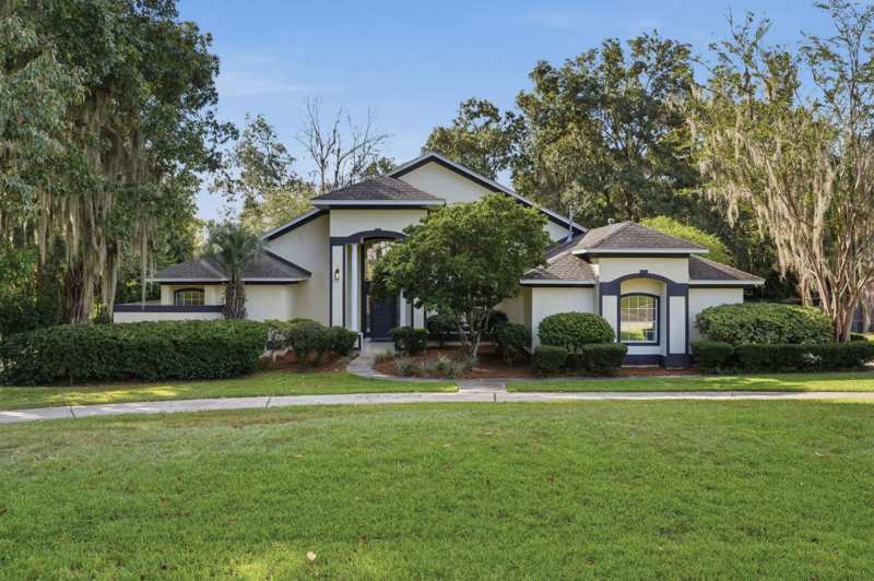 4 bedroom Detached at 345 Meadow Ridge Drive, Ox Bottom Manor, Tallahassee — photo 1