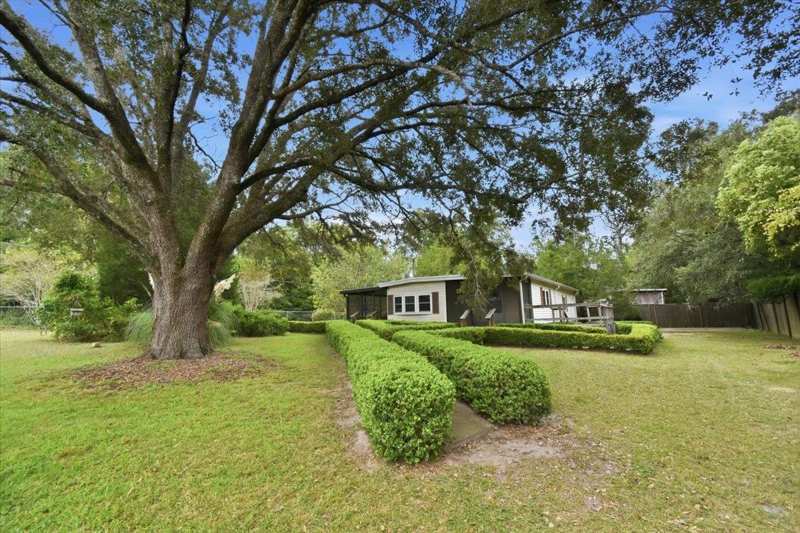 2 bedroom ManufacturedHome at 2336 Talley Lane, Plantation Of Tallahassee Peca, Tallahassee — photo 1