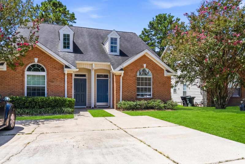 2 bedroom Townhouse at 1358 Pawnee Pointe Court, Villages at Maclay, Tallahassee — photo 1