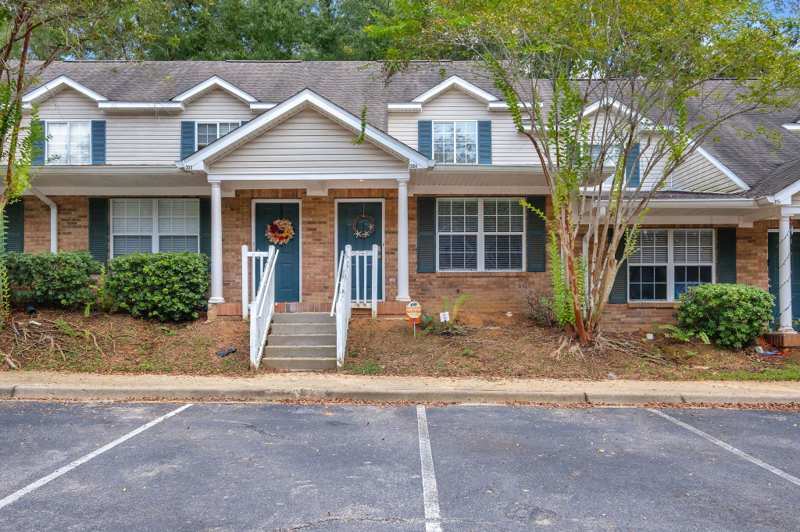 3 bedroom Condominium at 2740 W Tharpe Street, Chase's Run Condominiums, Tallahassee — photo 1
