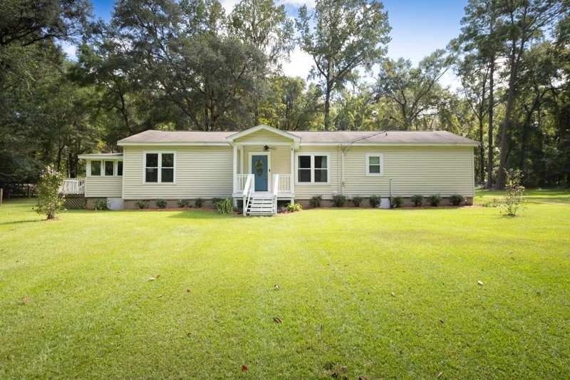 4 bedroom Detached at 1381 Yearling Trail, Buck Lake Woods Unrecorded, Tallahassee — photo 1