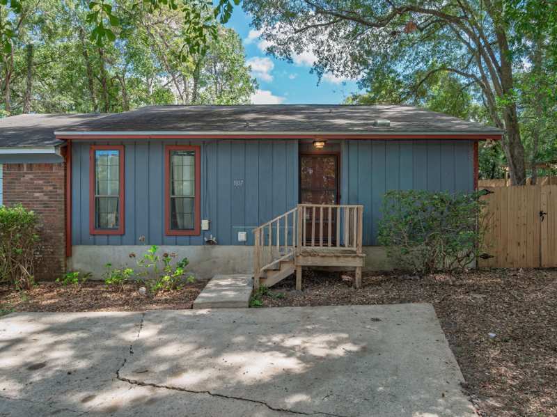 2 bedroom Townhouse at 1817 Meriadoc Road, Tharpe Street Village, Tallahassee — photo 1