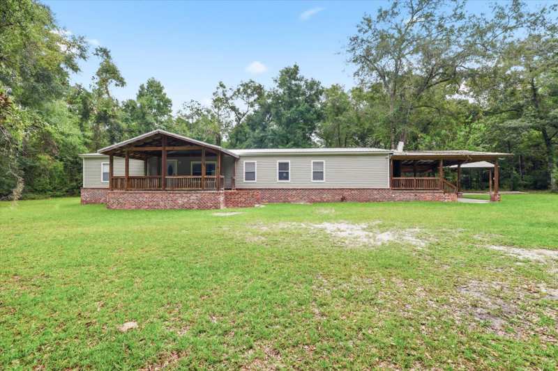 4 bedroom ManufacturedHome at 8721 Freedom Road, Tallahassee, Tallahassee — photo 1