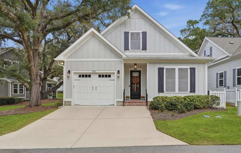 3 bedroom Detached at 243 Camellia Oaks Avenue, Camellia Oaks, Tallahassee — photo 1