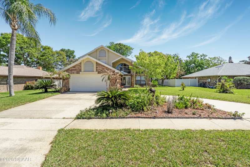 3 bedroom Single Family Residence at 825 Clear Lake Drive, Countryside, Port Orange — photo 1