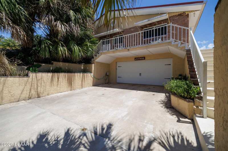 6 bedroom Single Family Residence at 1413 N Atlantic Avenue, Colin Park, New Smyrna Beach — photo 1
