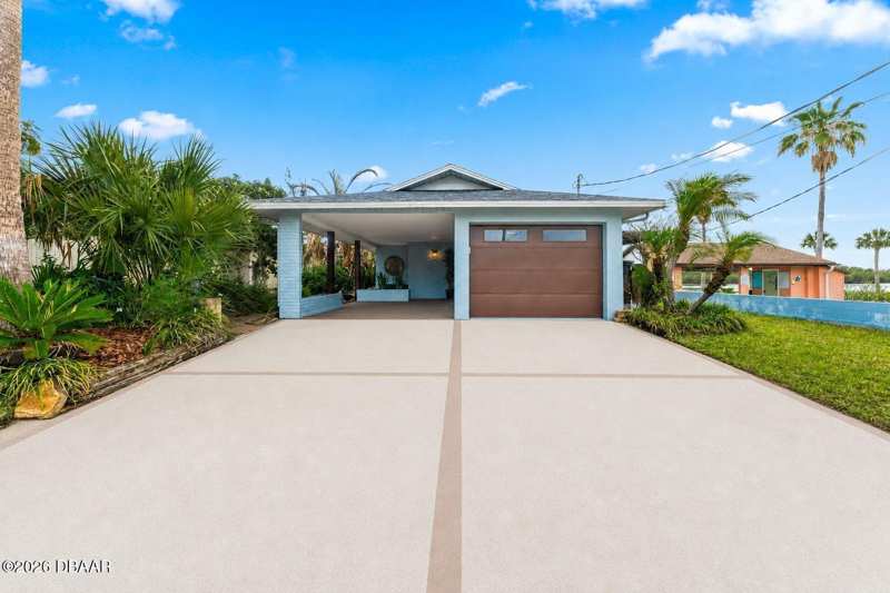 2 bedroom Single Family Residence at 29 Pelican Lane, Pelican Cove, Edgewater — photo 1