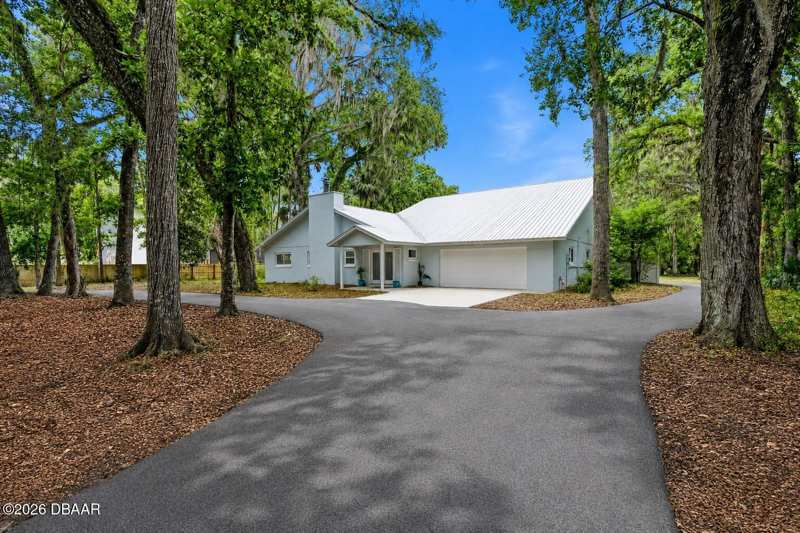 5 bedroom Single Family Residence at 555 Wildwood Drive, Napier & Hull Grant, New Smyrna Beach — photo 1