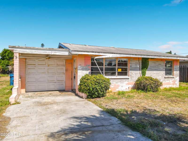 2 bedroom Single Family Residence at 47 Palm Drive, Ormond By The Sea, Ormond Beach — photo 1
