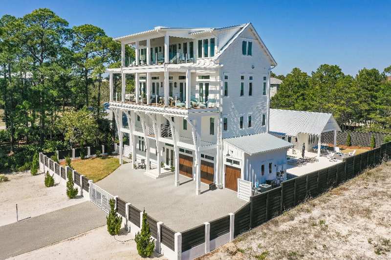 5 bedroom Detached Single Family at 90 Sandstone Street, Beach View Hgts S/D, Santa Rosa Beach — photo 1