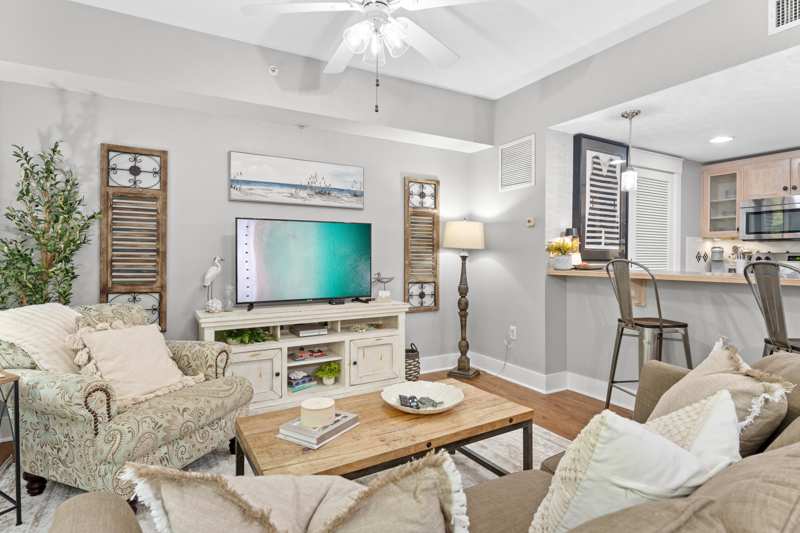 1 bedroom Condominium at 9300 Baytowne Wharf Boulevard #Unit 313, Pilot House, Miramar Beach — photo 1