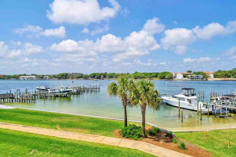 4 bedroom Townhouse at 340 Bluefish Drive #Unit 109, Soundside Lofts, Fort Walton Beach — photo 1