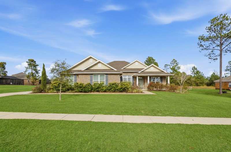3 bedroom Detached Single Family at 334 Tournament Lane, Windswept Estates, Freeport — photo 1